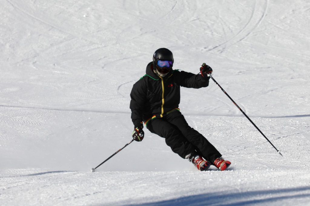 ski, skiing, sport-2098124.jpg
